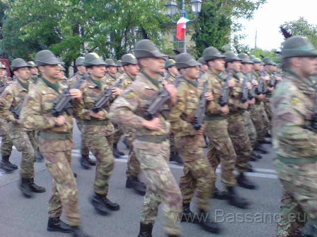 Adunata Alpini BAssano 2008 MK-162.JPG